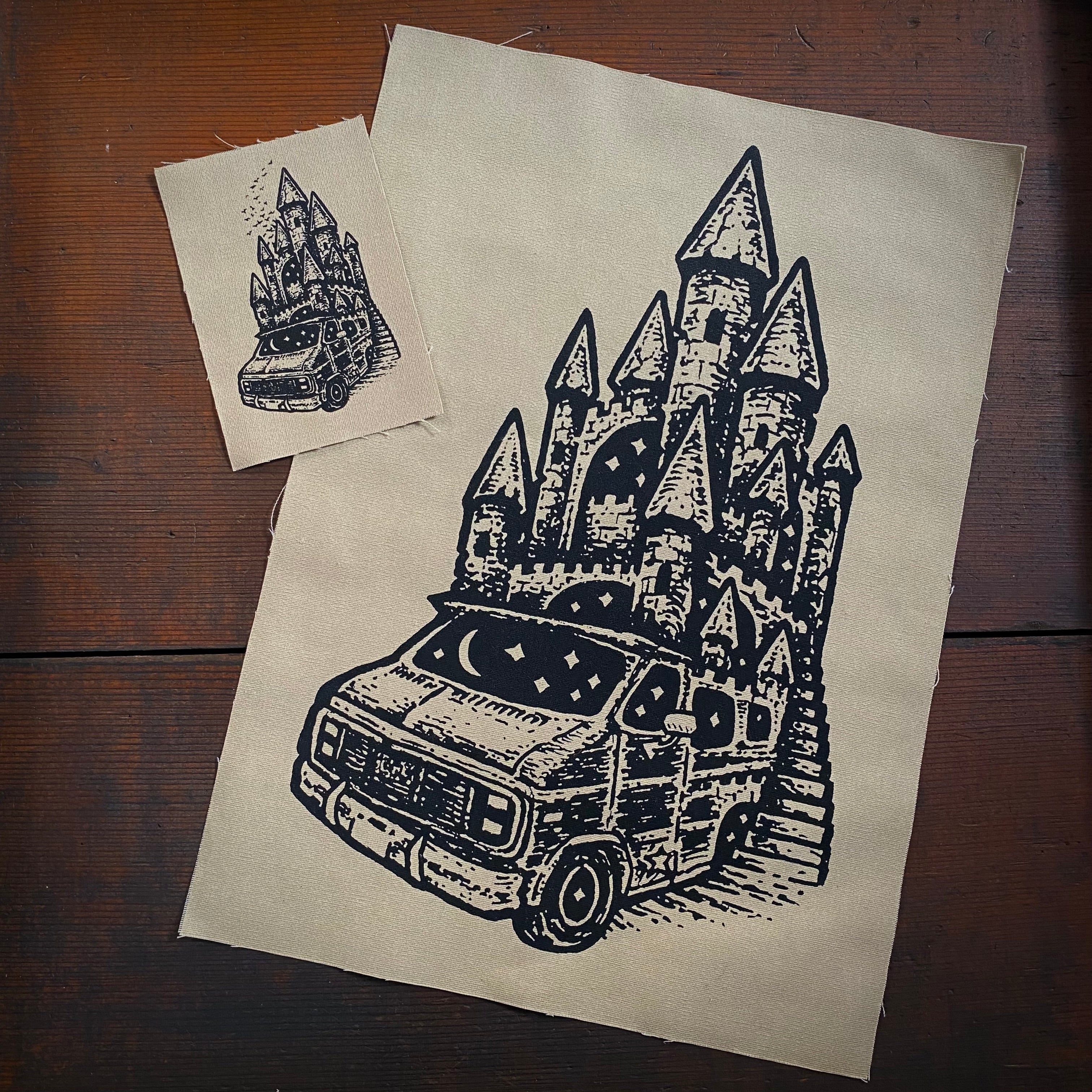 Van Kingdom patch in tan, two sizes, limited edition